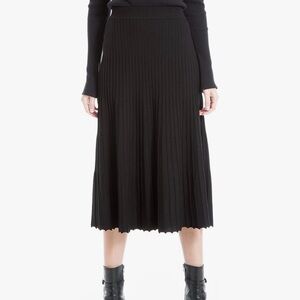 Women's NINETY CLOTHING CO knitted Pleated Maxi Skirt